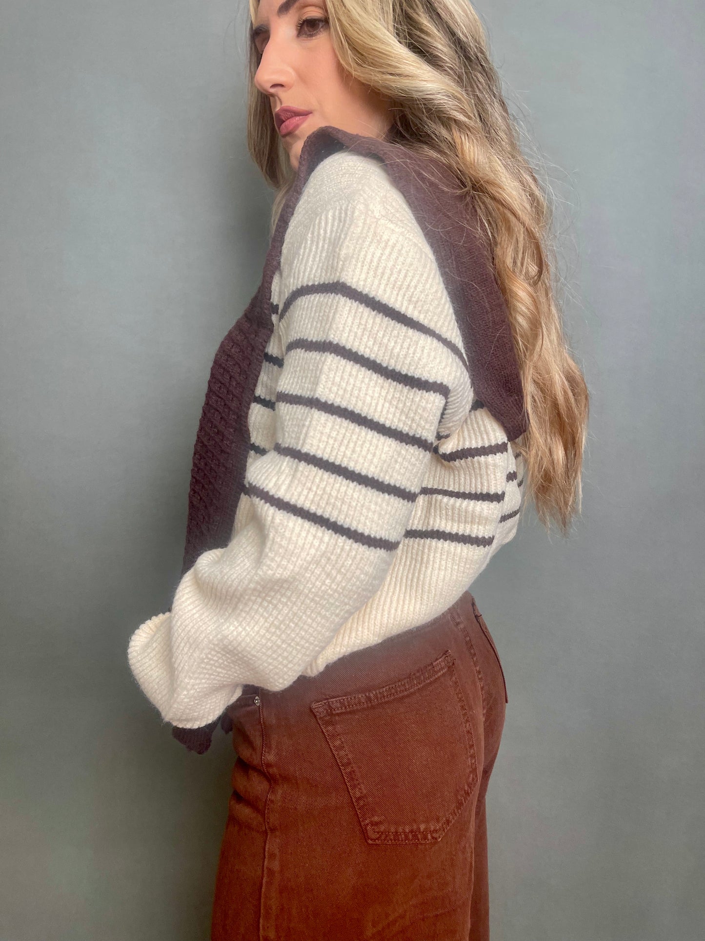 Pull lily marrone e panna