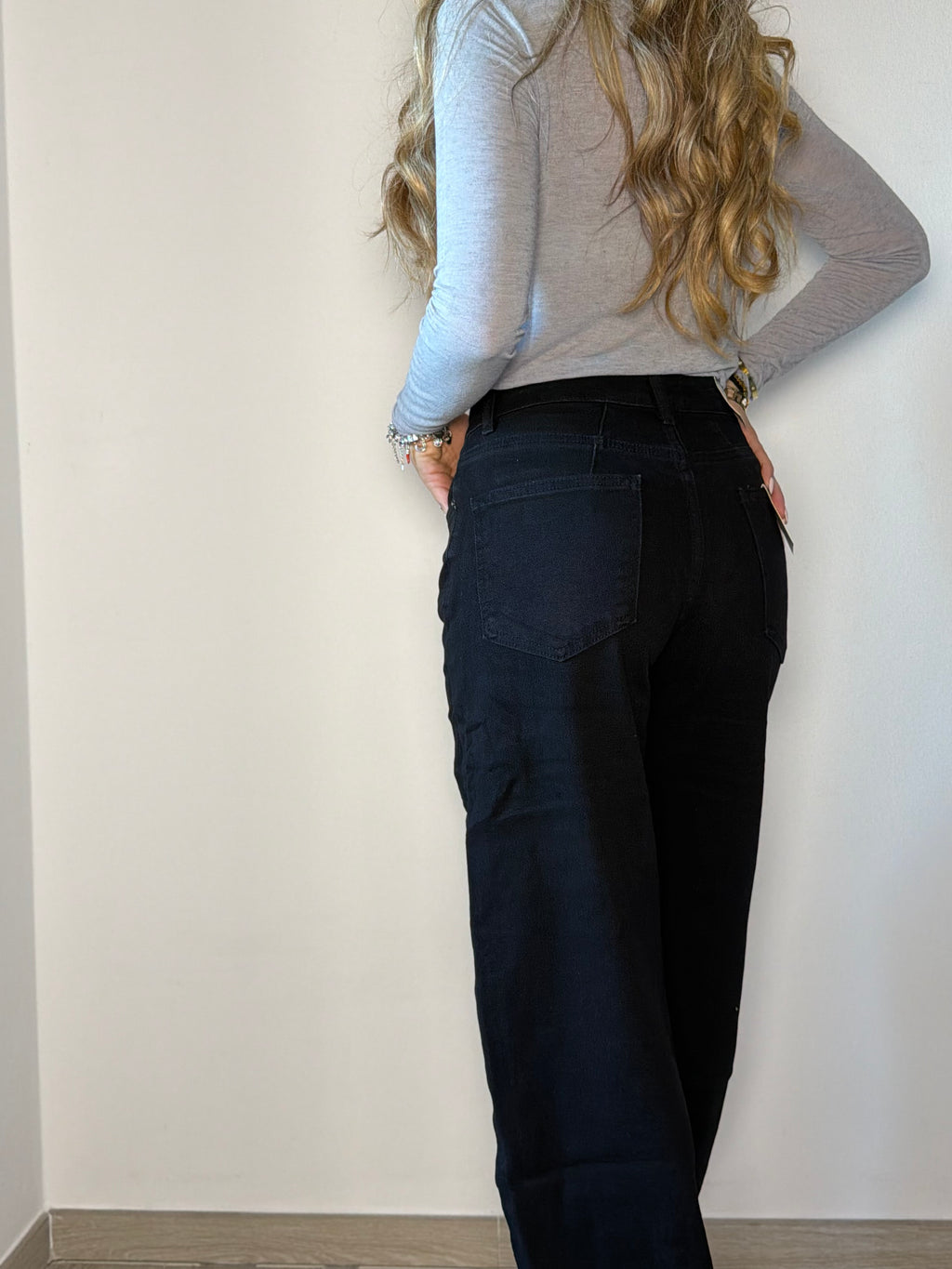 JEANS BLACK MIRROR