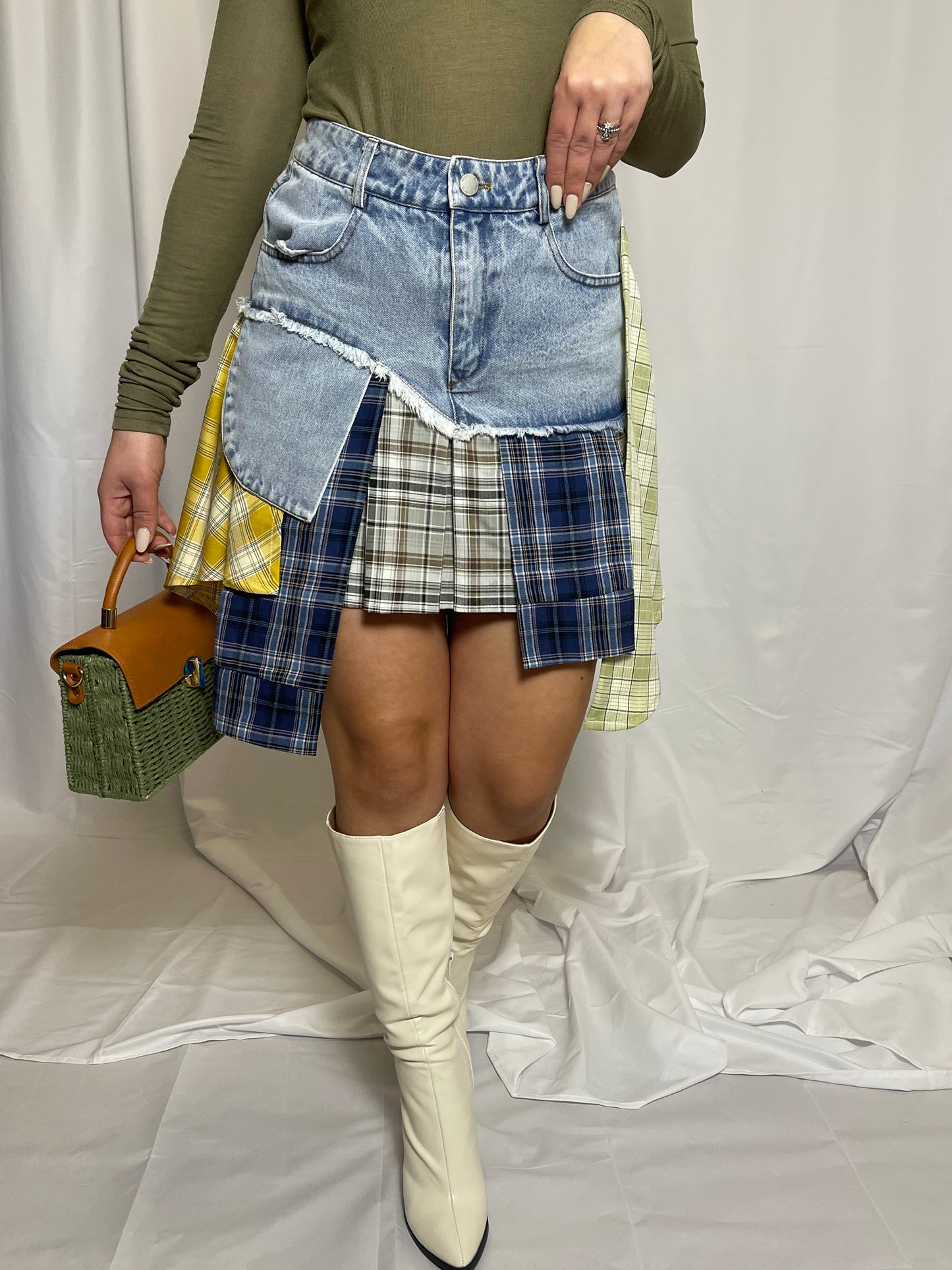 Pantagonna di jeans con bande in tessuto
